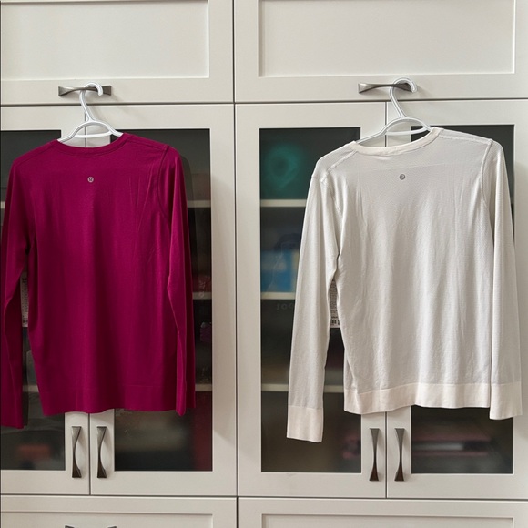 Lululemon Swiftly Relaxed Long Sleeve Set of 2 White and Ripened Raspberry NWT❤️ - Picture 7 of 9